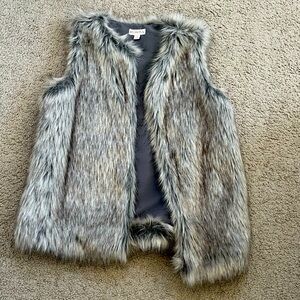 Fur vest